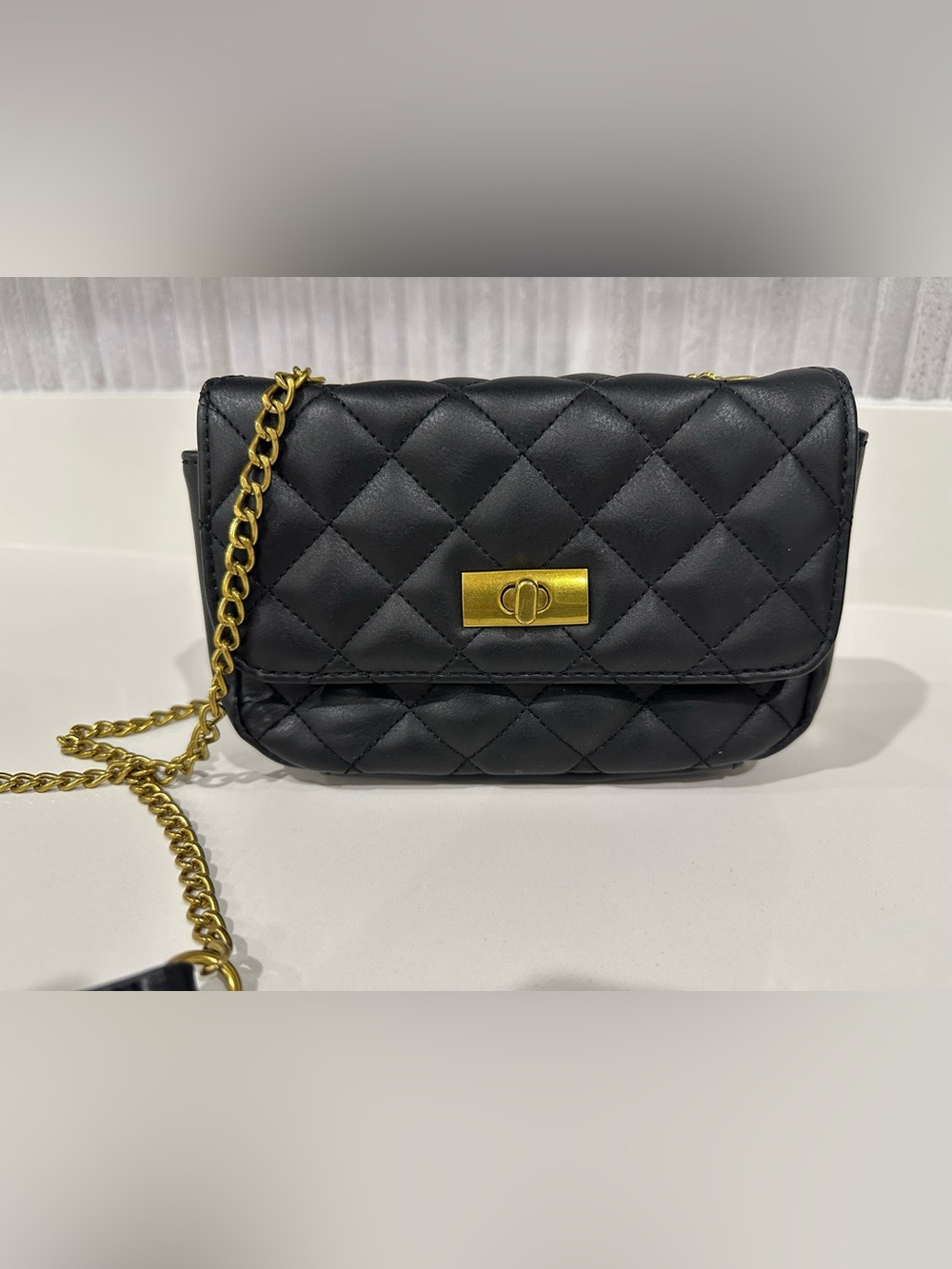 J.CREW QUILTED BLACK CROSSBODY W GOLD CHAIN SMALL